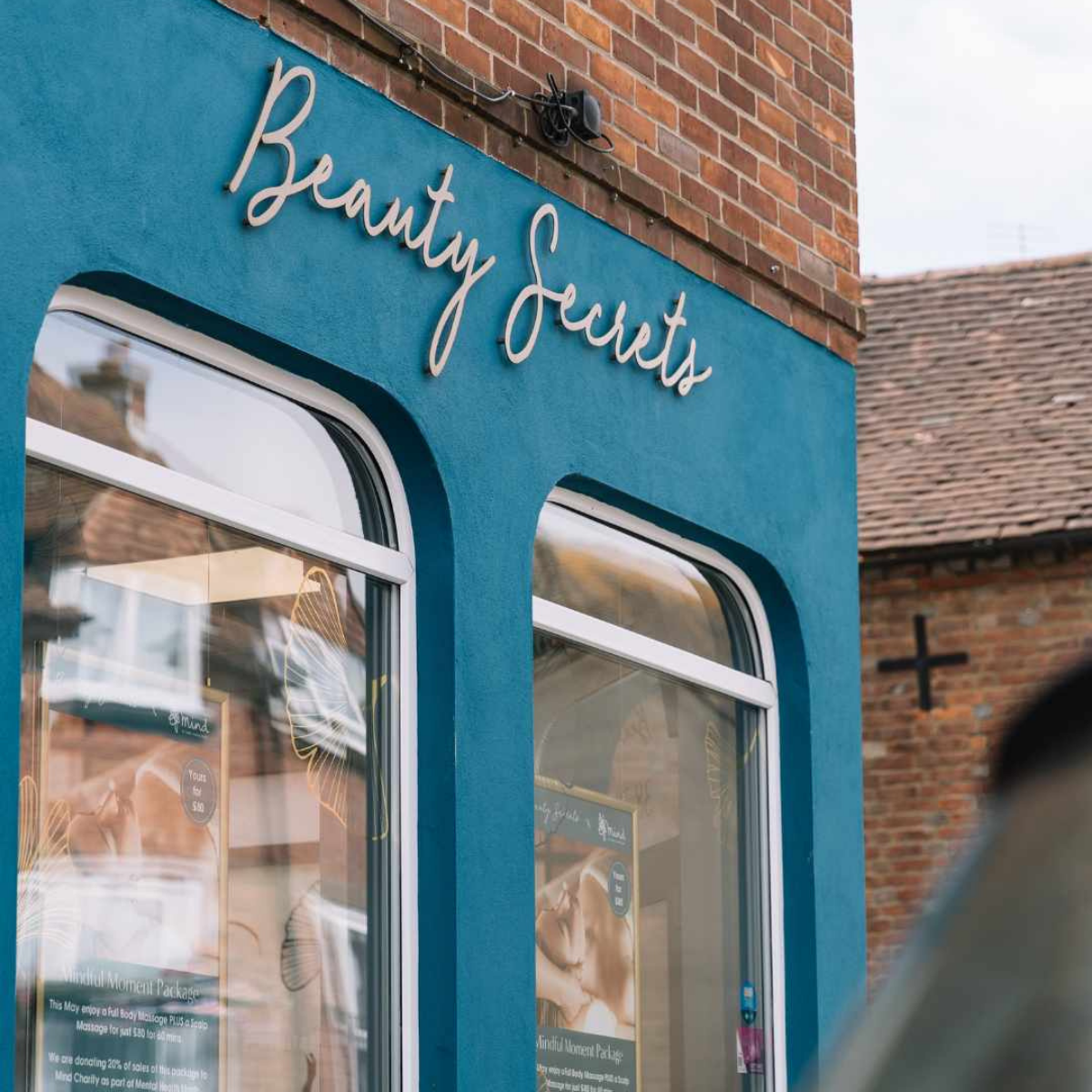 Weekday Facial and Back Massage